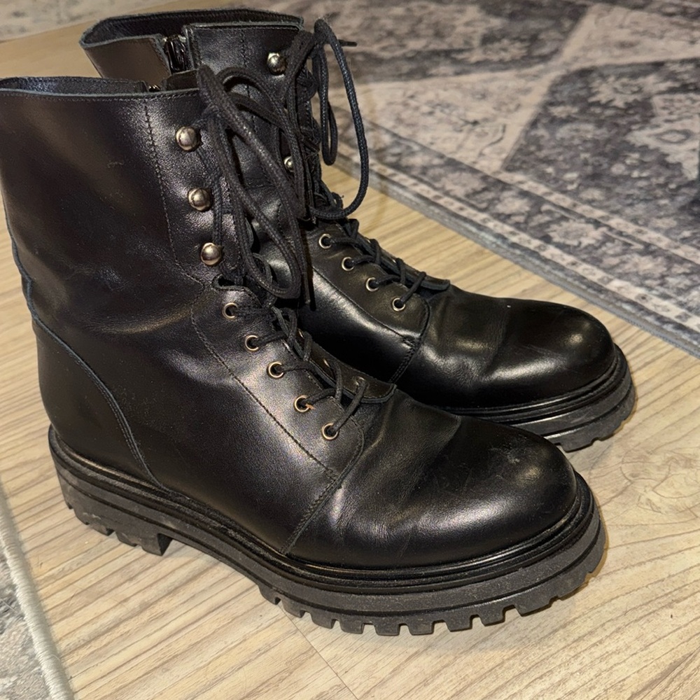 Jonak lace up boots